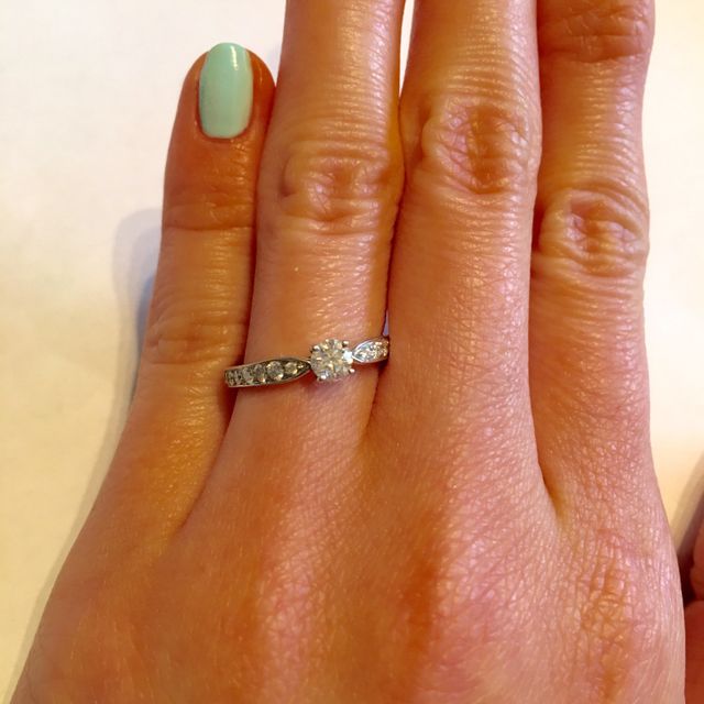 【ティファニー(Tiffany & Co.)の口コミ】 子供のころから憧れがあり、婚約指輪はティファニーがいいな、と夢を見て…