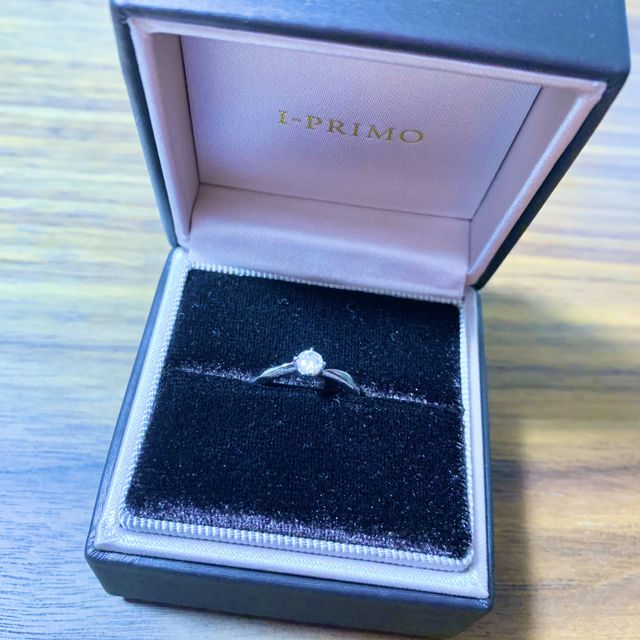 【アイプリモ(I-PRIMO)の口コミ】 見た目がとても気に入り、ダイヤの形やつけ心地が気に入った為。もともと…