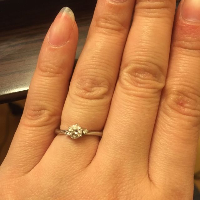 【HOSHI no SUNA 星の砂(ほしのすな)の口コミ】 普通の方より指が細めなので、試着してもあまりピンとこなかったのですが…