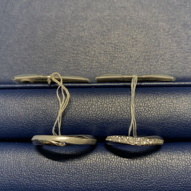 【銀座ダイヤモンドシライシの口コミ】 デザインに一目惚れです。婚約指輪無しで結婚指輪のみのスタイルで検討し…