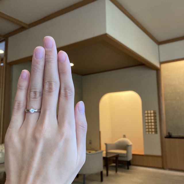 【ティファニー(Tiffany & Co.)の口コミ】 タンスの肥やしにならないように、派手すぎず、引っかかりにくく、つけや…