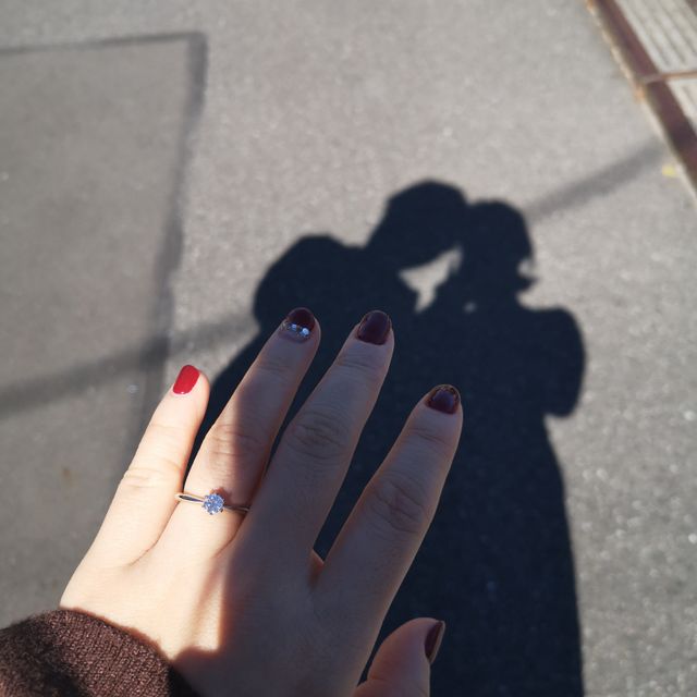 【アイプリモ(I-PRIMO)の口コミ】 指輪のシンプルなデザインにお気に入りでした。つけ心地もいいです。
ロシ…