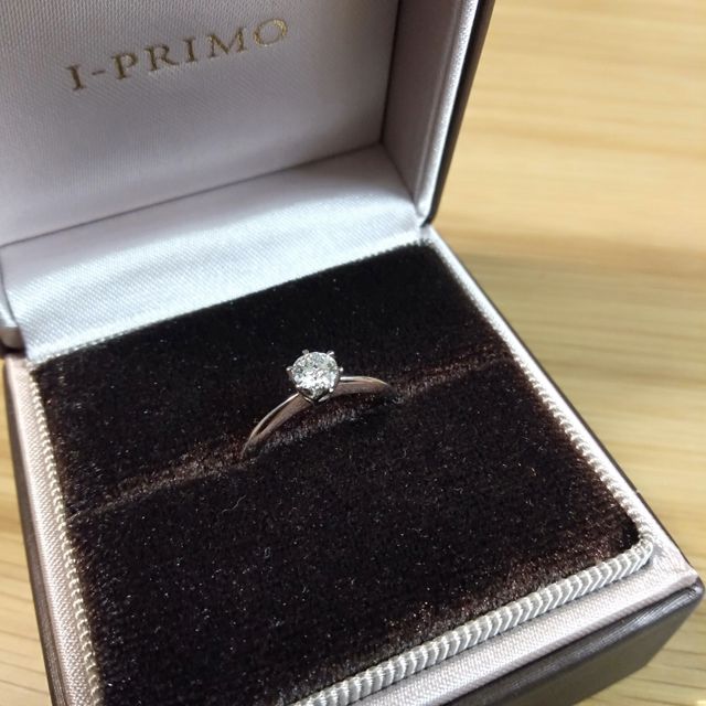 【アイプリモ(I-PRIMO)の口コミ】 彼が選んでくれたものです。はじめは広告を見てお店に行き、お店の対応が…