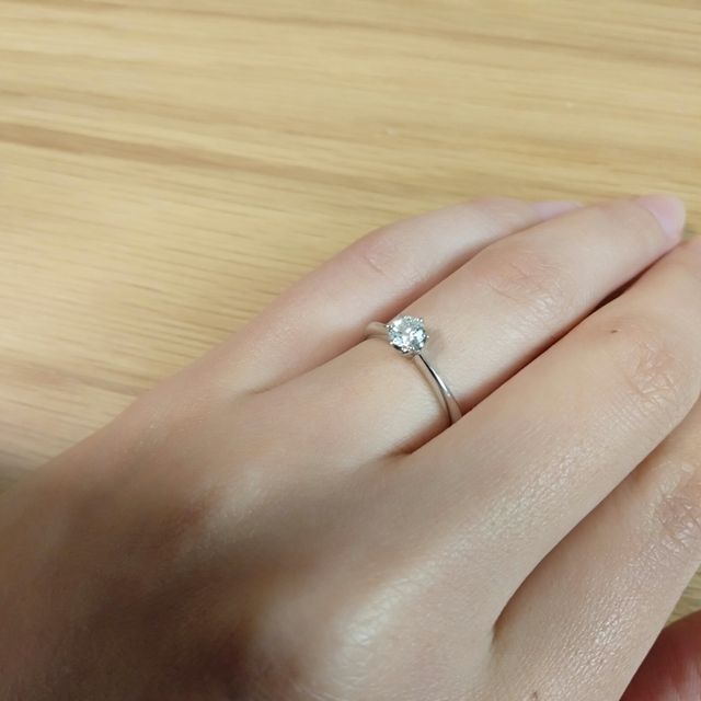 【アイプリモ(I-PRIMO)の口コミ】 彼が選んでくれたものです。はじめは広告を見てお店に行き、お店の対応が…