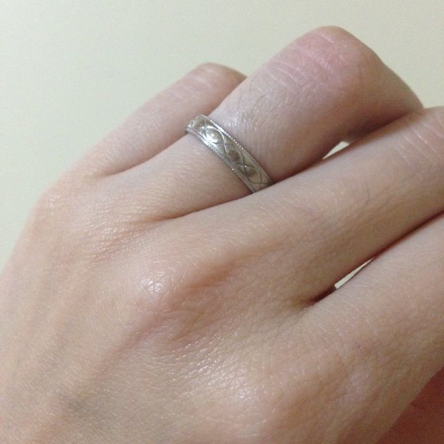 【Marriaged Marriage(マリッジド・マリッジ)の口コミ】 ネットショップで購入したのですが、これがいいな、と思ったリングをサン…