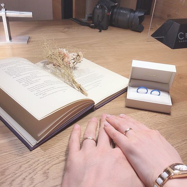 【CRAFY(クラフィ)の口コミ】 ピンクゴールドと悩みましたが、結婚指輪といえば銀色のイメージがあった…