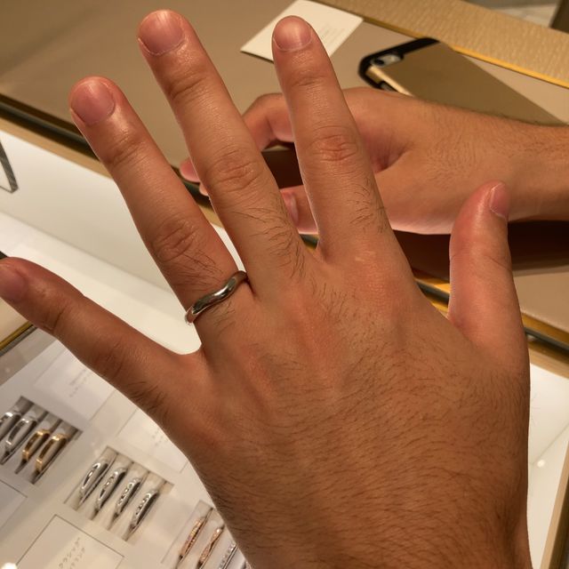 【ティファニー(Tiffany & Co.)の口コミ】 エルサ ペレッティ カーブドバンドは、シンプルで、わたしの条件とする、…