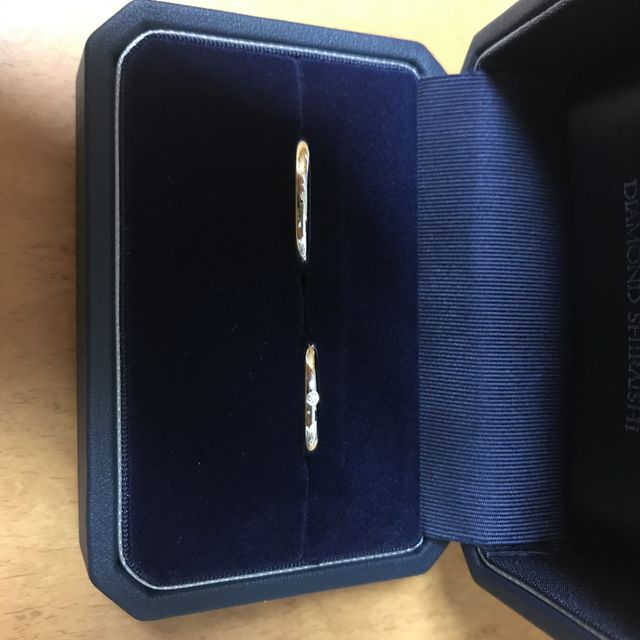 【銀座ダイヤモンドシライシの口コミ】 シンプルなデザインで王道なものを提案していただき、
気に入ったので購入…