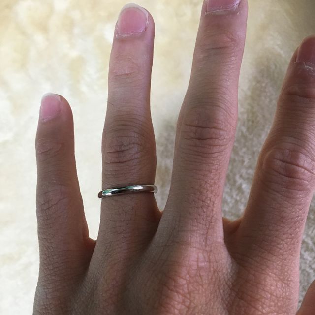 【銀座ダイヤモンドシライシの口コミ】 デザインが大人っぽく年齢を重ねても美しく見える点に惹かれました。また…