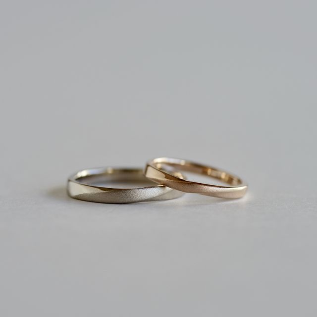 【hitotsuchi(ヒトツチ)の口コミ】 指輪のデザインパターンをいくつも見せていただきました。当初はシンプル…