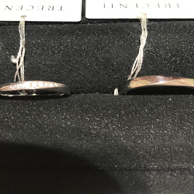 【TRECENTI(トレセンテ)の口コミ】 ダイヤが斜めに入っているデザインは他のメーカーさんにもありますが、こ…