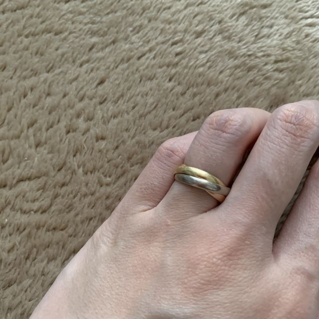 【カルティエ(Cartier)の口コミ】 どんなアクセサリーにも合わせやすく、傷もつきにくいし、指が太くなって…