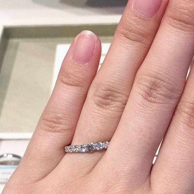 【銀座ダイヤモンドシライシの口コミ】 キラキラが好きな私の好みに合わせて店員さんがエタニティタイプを勧めら…