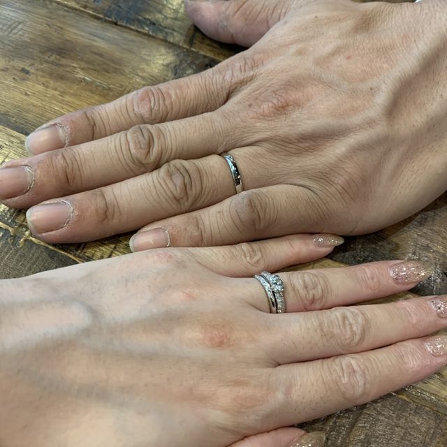 【アイプリモ(I-PRIMO)の口コミ】 婚約指輪はもともとサプライズで頂いていたので、それに合うデザインを探…