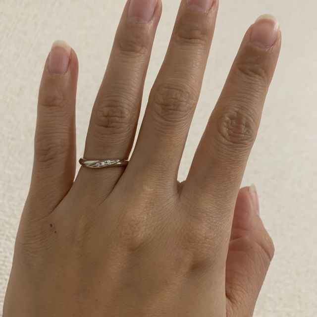 【アイプリモ(I-PRIMO)の口コミ】 どこのブランドにするからいくつかカタログを頼んで見てたのですが。アイ…