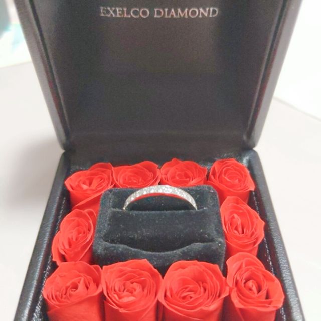 【エクセルコダイヤモンド(EXELCO DIAMOND)の口コミ】 マリッジリングとの重ね付けに憧れていたのと、日頃から付けていたかった…