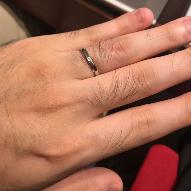 【銀座ダイヤモンドシライシの口コミ】 当初はストレートのシンプルな指輪を希望していましたが、複数ブランドで…