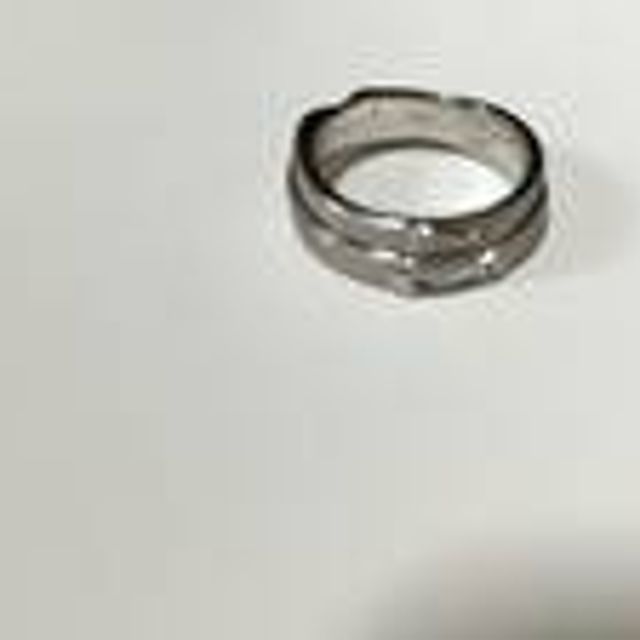 【JEWELRY  KAMATA(ジュエリーかまた)の口コミ】 なんとなく欲しいデザインの指輪は見て回ってましたが、「これ！」ってい…