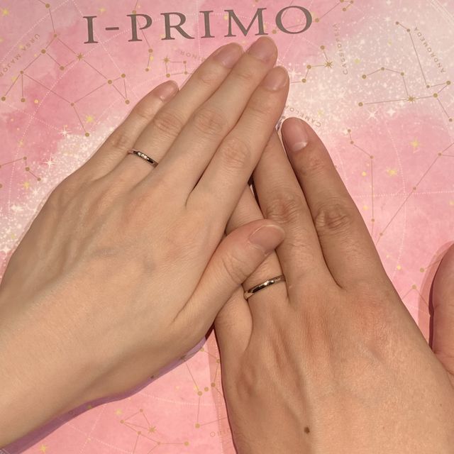 【アイプリモ(I-PRIMO)の口コミ】 アムリタは槌目のデザインです。カッティングのあるデザインと、ダイヤモ…