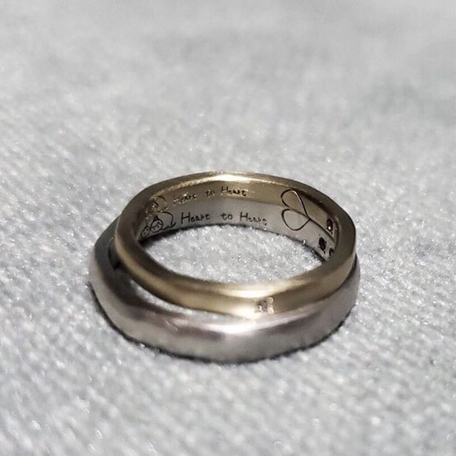 【uchimari(ウチマリ)の口コミ】 色々なデザインが選べて、色や手書き刻印、宝石など自分好みの指輪が作れ…