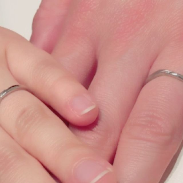 【CAFERING(カフェリング)の口コミ】 お店に行くまえから、マットな素材感があるものを探していました。マット…