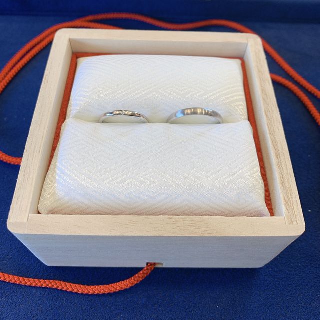 【TOMOE(トモエ)の口コミ】 ストレートデザインのコンビデザインを探してました。
写真よりも実物の方…