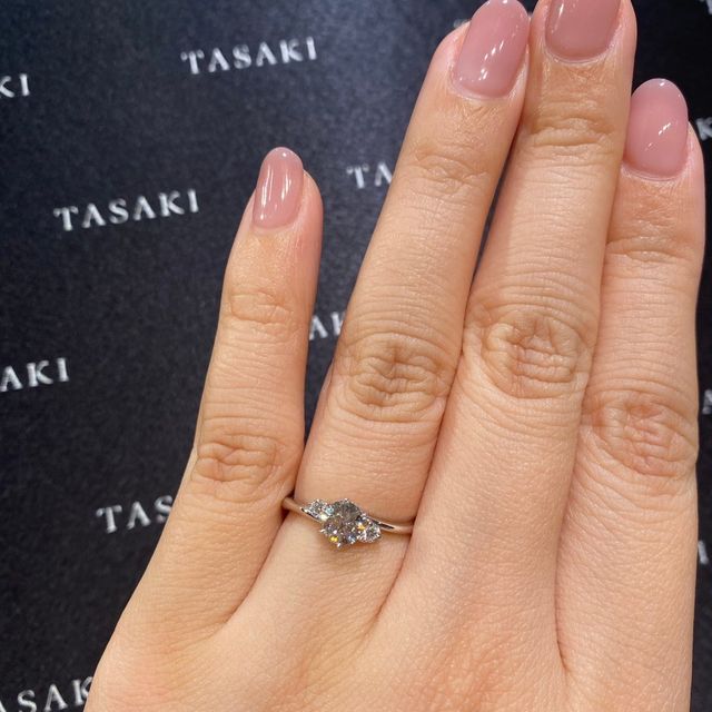 【TASAKI(タサキ)の口コミ】 指輪のデザインは、可愛らしくかつシンプルで多くの方の指にもフィットす…