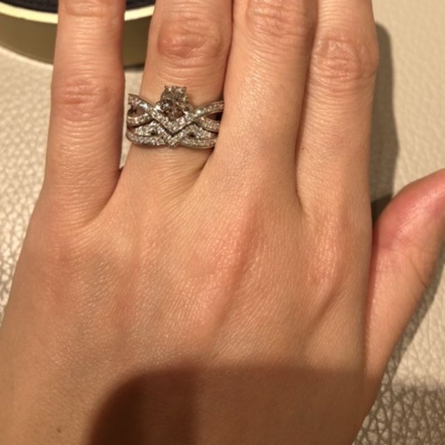 【ショーメ(CHAUMET)の口コミ】 婚約、結婚指輪のデザインに統一性があり、一緒につけたときに無駄のない…