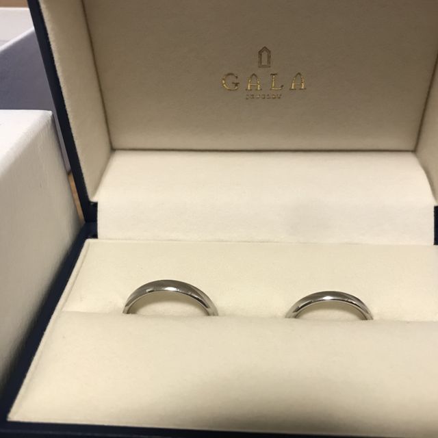 【GALA JEWELRY(ガラジュエリー)の口コミ】 シンプルで飽きが来ず、色んなファッションにも合うデザインを探していま…