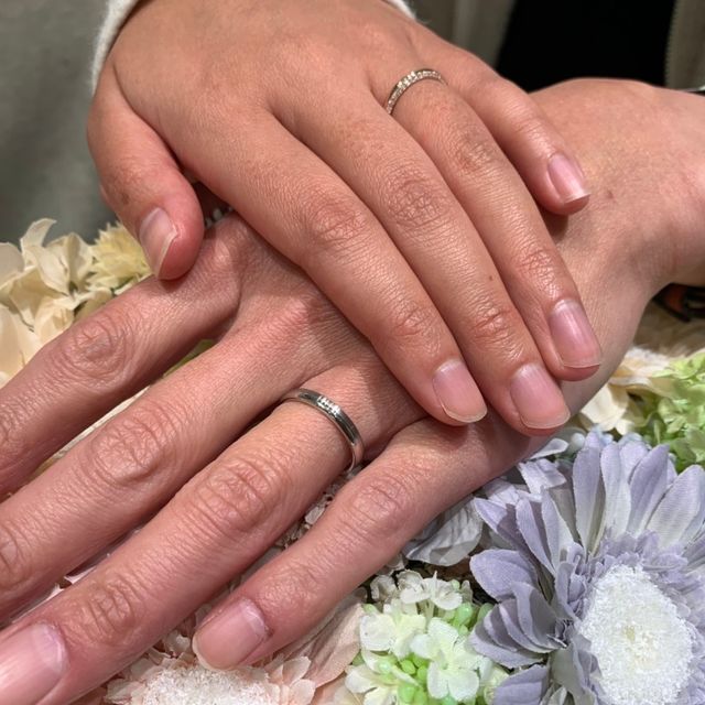 【アイプリモ(I-PRIMO)の口コミ】 色々なお店で指輪を試着しました。妻はどの指輪でも似合っていたのですが…