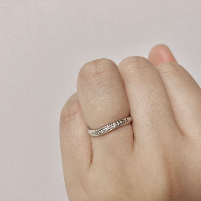 【銀座ダイヤモンドシライシの口コミ】 仕事柄、普段は着用することができないので
プライベートメインでの着用を…