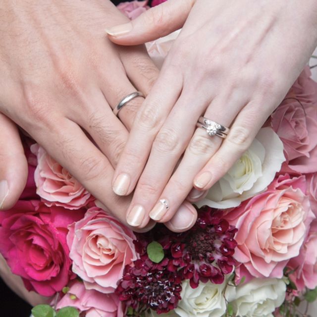 【ロコ・アラモードの口コミ】 ブランドよりもダイヤの質にこだわりたかったので、予算内で最高のダイヤ…