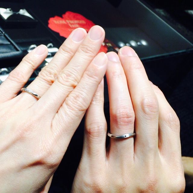 【エクセルコダイヤモンド(EXELCO DIAMOND)の口コミ】 男性用のマリッジリングでブラックダイヤの入ったリングが気に入り、EXELC…