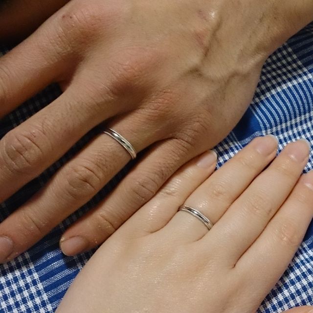 【ギンザタナカブライダル(GINZA TANAKA BRIDAL)の口コミ】 シンプルなミル打ちのプラチナの指輪がほしいと思って、いろいろなお店を…