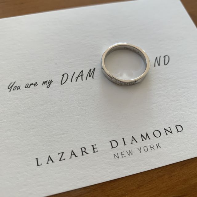 【ラザール ダイヤモンド(LAZARE DIAMOND)の口コミ】 ハイブランドやブライダルリング専門店を一通り巡った末、ラザールダイヤ…