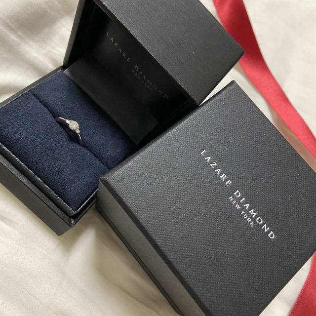【ラザール ダイヤモンド(LAZARE DIAMOND)の口コミ】 いろんなお店で指輪を一緒に見に行き、たまたま入ったラザールダイヤモン…