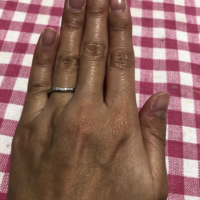 【4℃ BRIDAL(ヨンドシーブライダル)の口コミ】 私の知り合いの子が4℃で以前働いていて指輪選びで迷っていると相談したと…