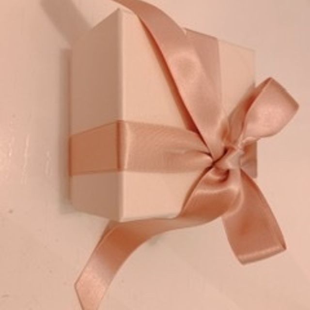 【アイプリモ(I-PRIMO)の口コミ】 やっぱりブライダルリング専門店というところが1番の決め手。いろんな種類…