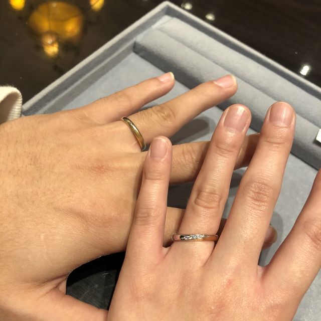【ケイウノ ブライダル(K.UNO BRIDAL)の口コミ】 このシェアというリングはプラチナとゴールドのミックスのリングです。地…