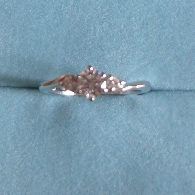 【ジュエリーツツミ(JEWELRY TSUTSUMI)の口コミ】 とにかく、ダイヤの輝きがすばらしかったです。クオリティもとても高く、…