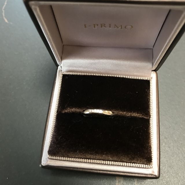 【アイプリモ(I-PRIMO)の口コミ】 婚約指輪もユノーで購入して、アフターサービスも含め指輪もとても気に入…