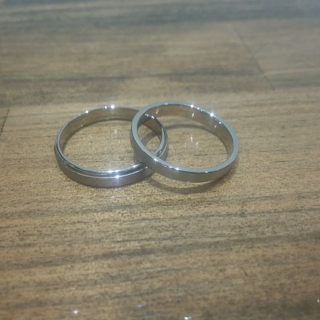 【輪-RIN-の口コミ】 シンプルだけど可愛い指輪にしたいと思い、選ばせていただきました。店舗…