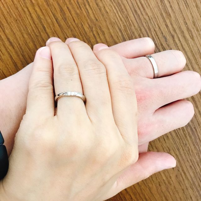 【銀座ダイヤモンドシライシの口コミ】 ダイヤが細かく沢山入っていて、しっかり埋め込まれているので家事をして…