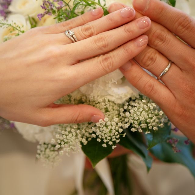 【4℃ BRIDAL(ヨンドシーブライダル)の口コミ】 店員さんに今は婚約指輪と結婚指輪のセットのバランスを考えて購入するの…