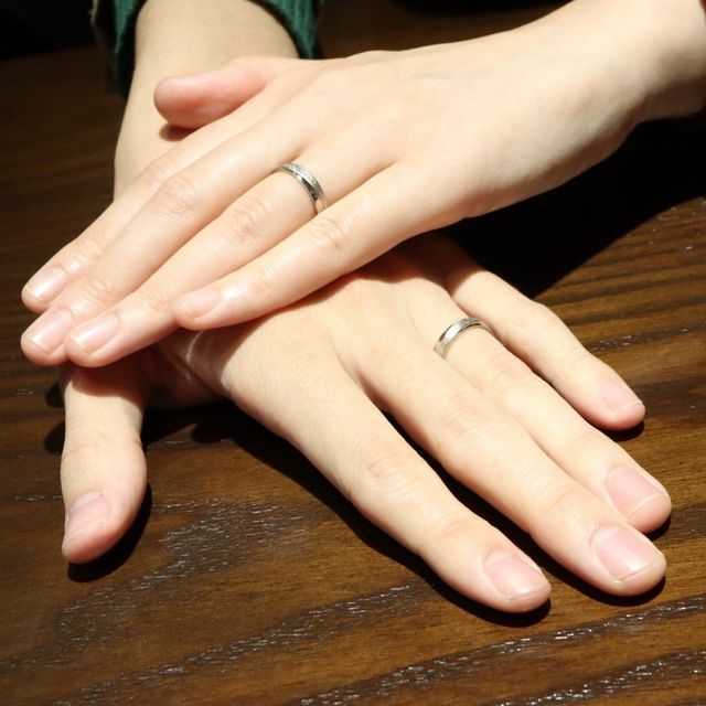 【LEGAN(レガン)の口コミ】 ゴールドの指輪にしようと最初から決めていました。
ゴールドのなかでもこ…