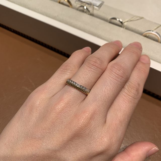 【ブシュロン(BOUCHERON)の口コミ】 写真のキャトルリングは、これぞブシュロン！とわかる指輪をいくつか重ね…