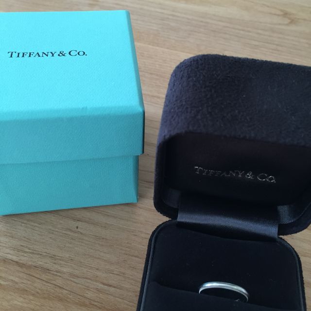 【ティファニー(Tiffany & Co.)の口コミ】 お互いにデザインが気に入っていたことと、シンプルな中に上品な雰囲気が…
