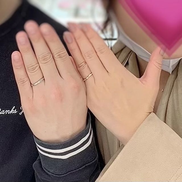 【アイプリモ(I-PRIMO)の口コミ】 指輪の形・ダイヤの入り方など、とにかくデザインが可愛かったです。
指輪…