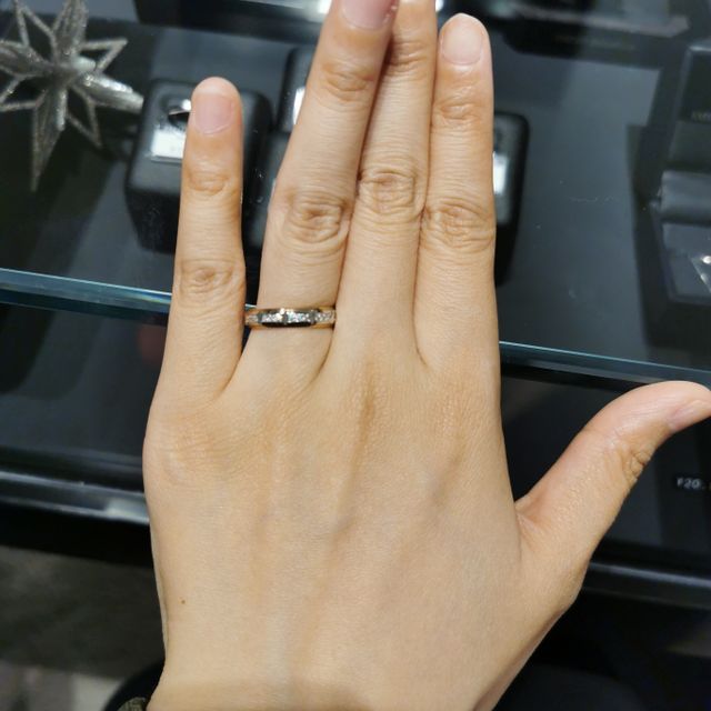 【エクセルコダイヤモンド(EXELCO DIAMOND)の口コミ】 EXELCOはダイヤに力を入れているので、ダイヤ入りのもので選びました。
た…