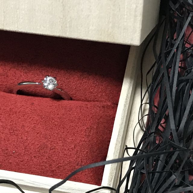 【出雲結(いずもゆい)の口コミ】 シンプルで飽きにくいデザインが
いくつになっても着けていられると思いま…